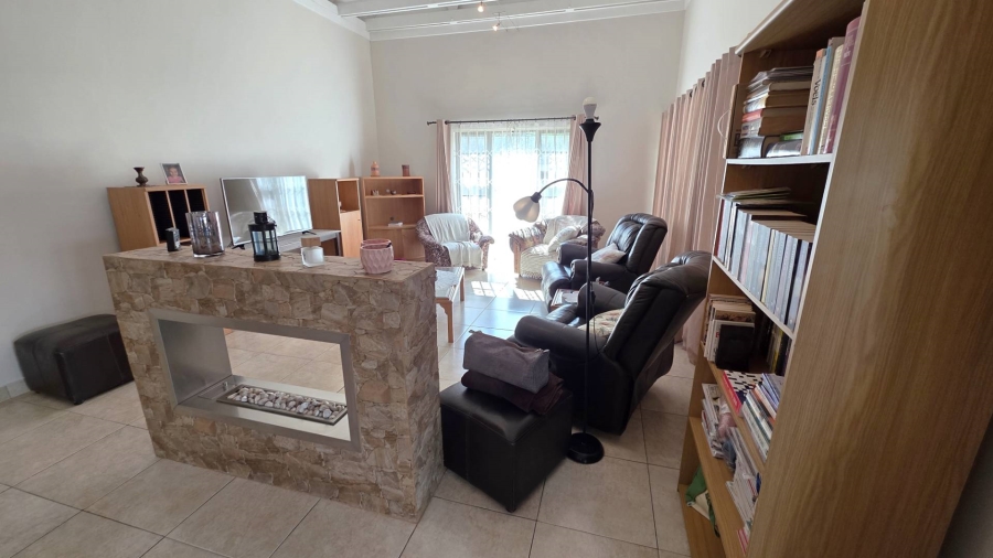 4 Bedroom Property for Sale in Leloko North West